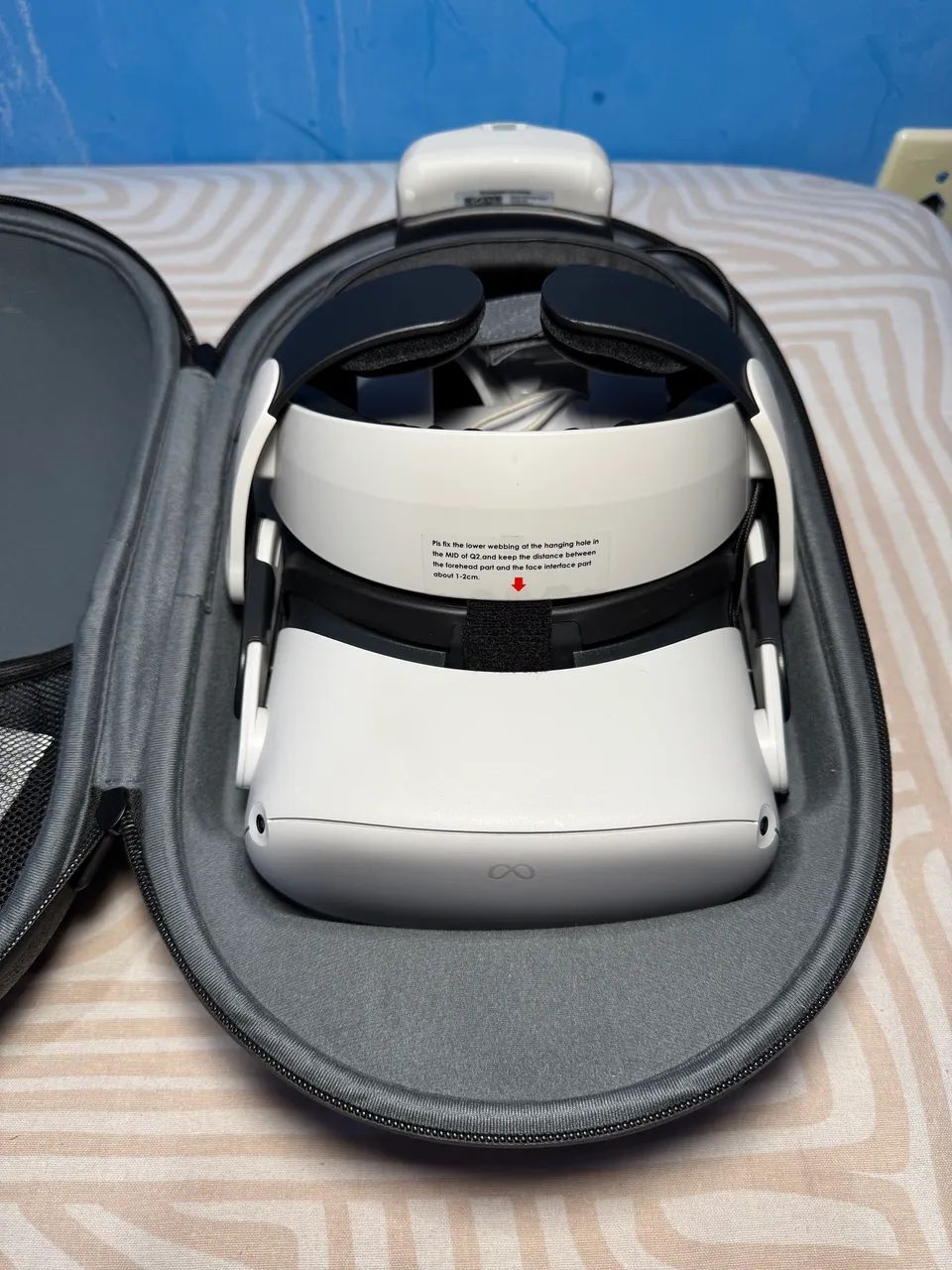 Meta Quest 2 128GB DESBLOQUEADO + BOBOVR M2 PRO + Base de carregamento 