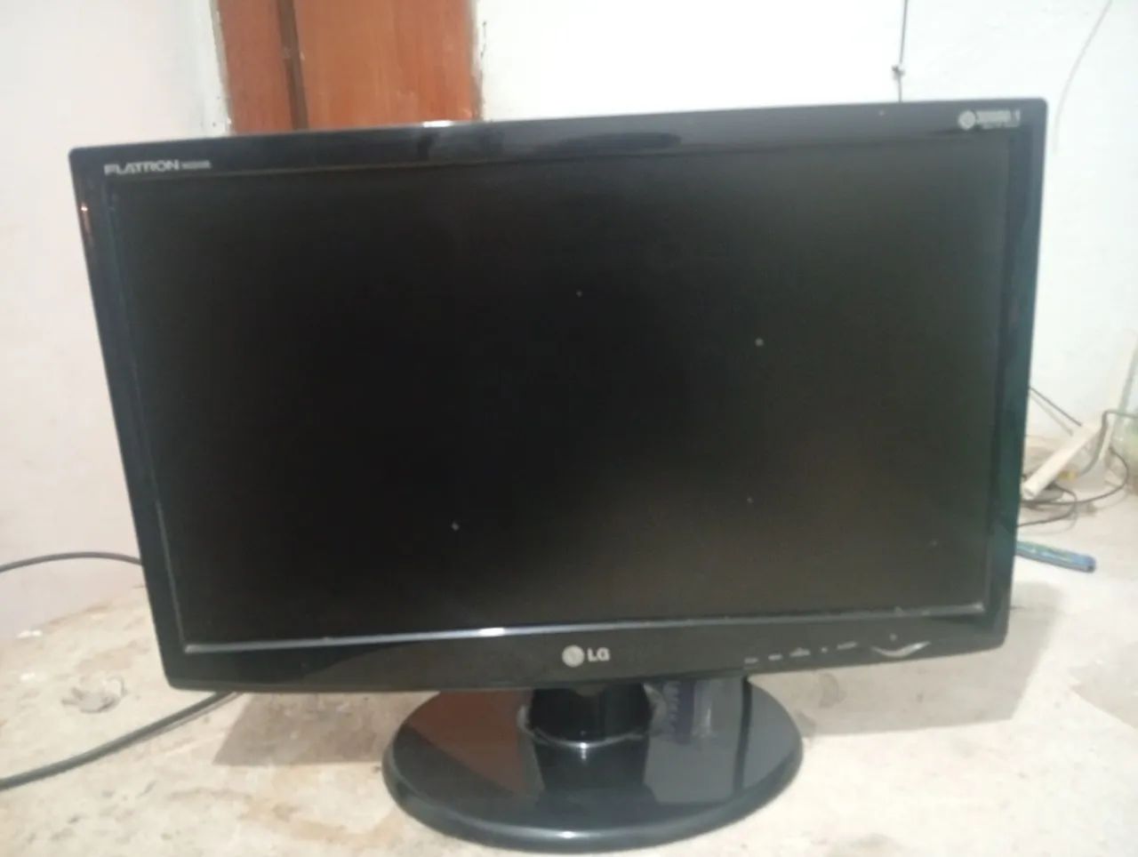 Monitor LG Flatron W2243S - Foto 3