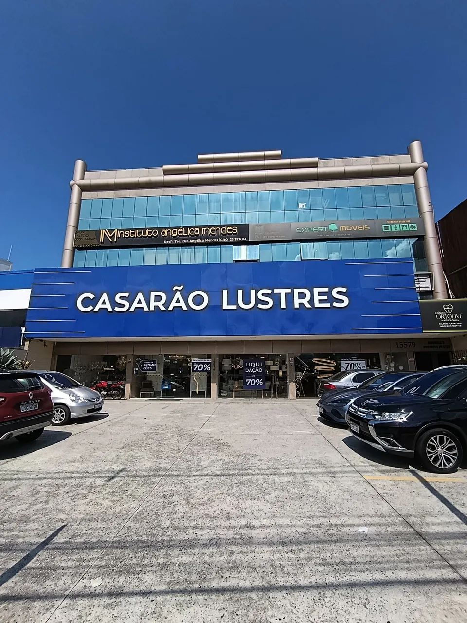 PRÓXIMO AO SUPERMERCADO ZONA SUL DO RECREIO DOS BANDEIRANTES.
