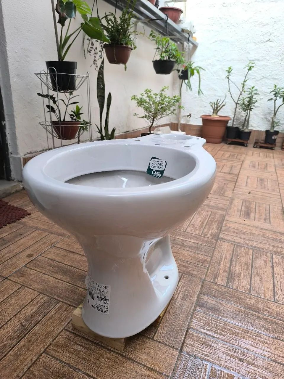 Toilet Bowl for Close-Coupled Cistern Cellite65071618780803120
