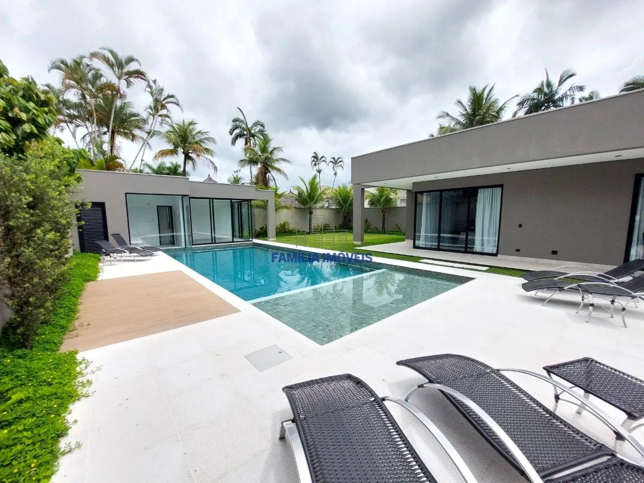 Casa à venda nova 5 suítes piscina sauna no Jardim Acapulco Guarujá - Foto 5