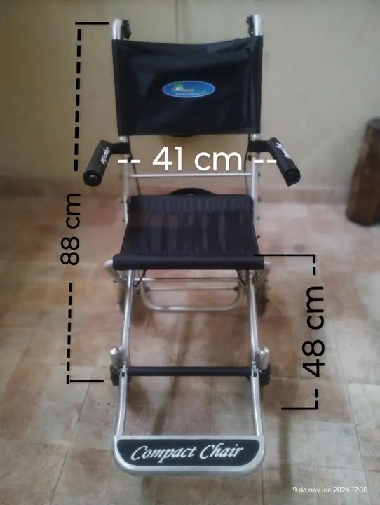 Cadeira de rodas Dobrável Compacta