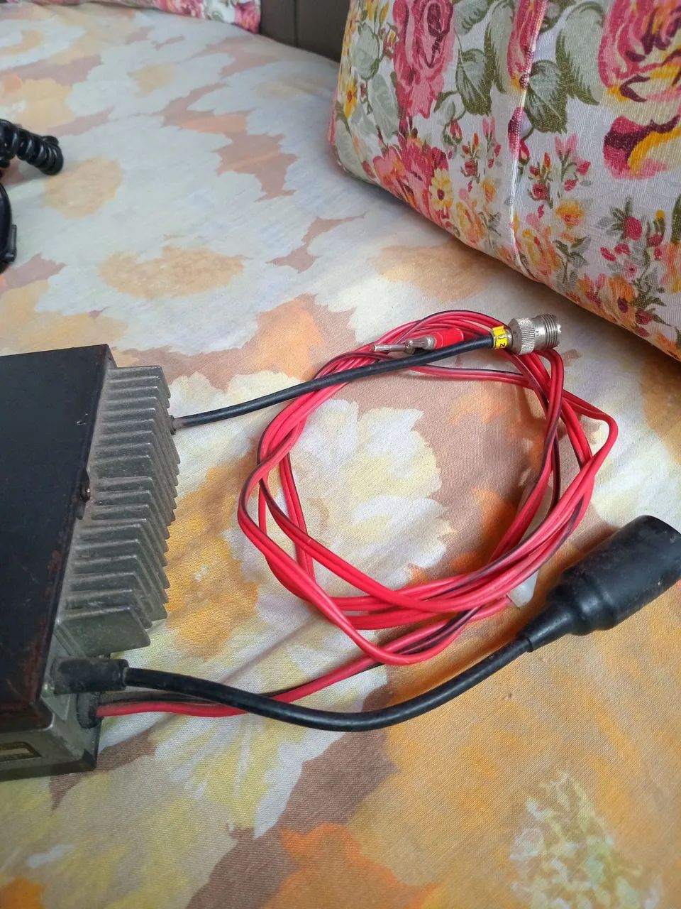 Rádio vhf/uhf yaesu ft-2700rh p/restaurar ou sucata  - Foto 3