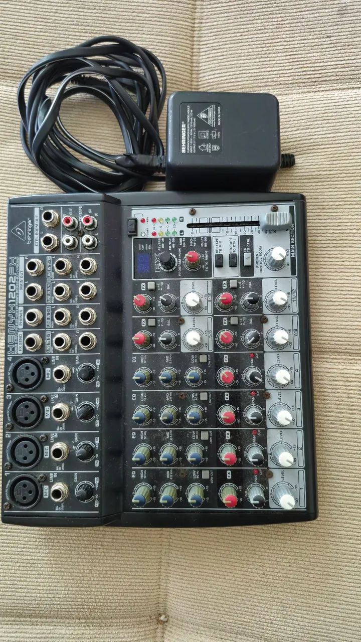 Torro Mesa de som behringer 1202fx - Foto 3