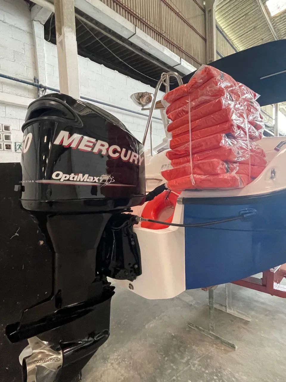 Lancha Phoenix Limited 2021 motor 150 Mercury  - Foto 6