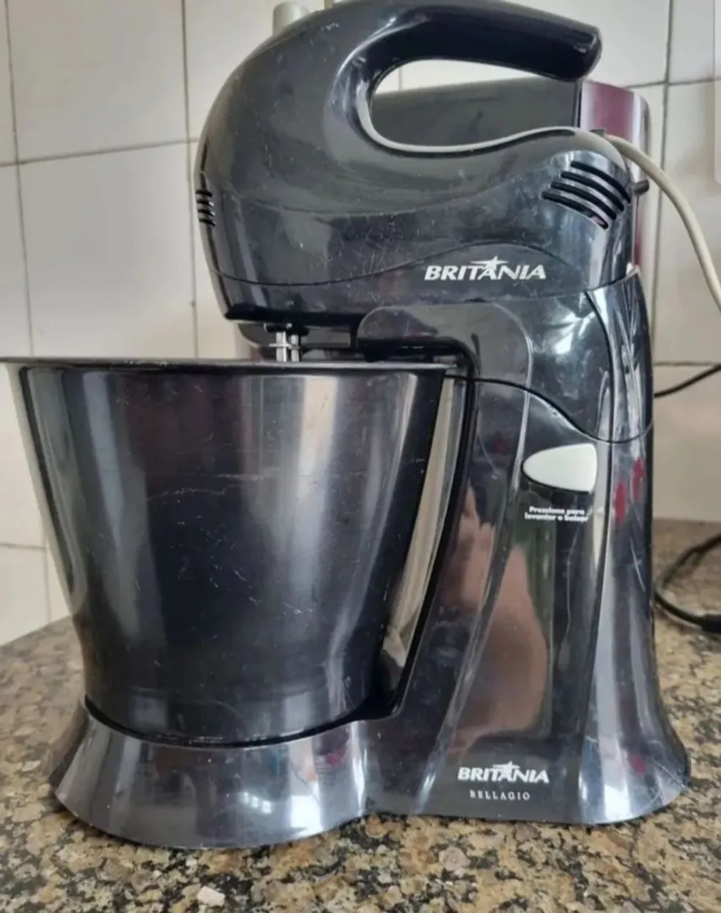 Batedeira Britânia Bellagio - Super Nova