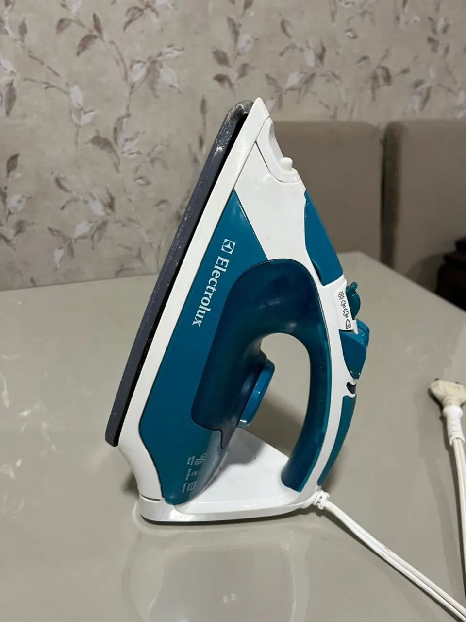 Ferro de Passar Electrolux