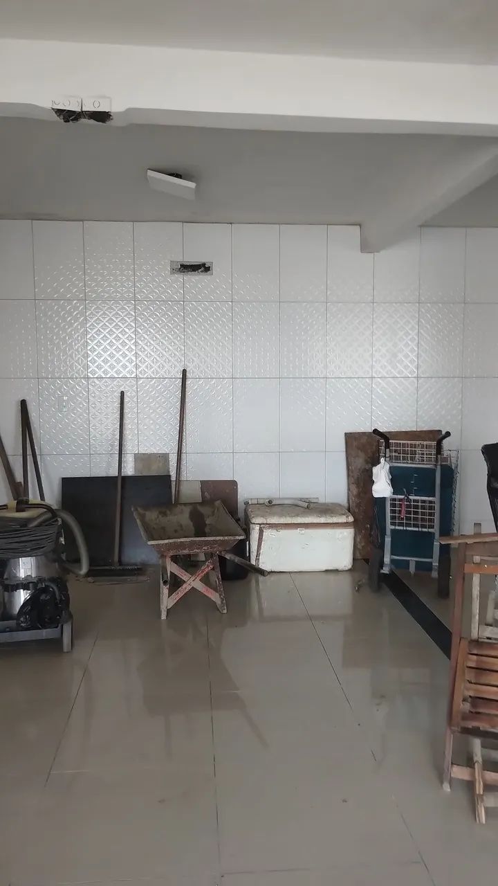 Sala comercial com WC 
