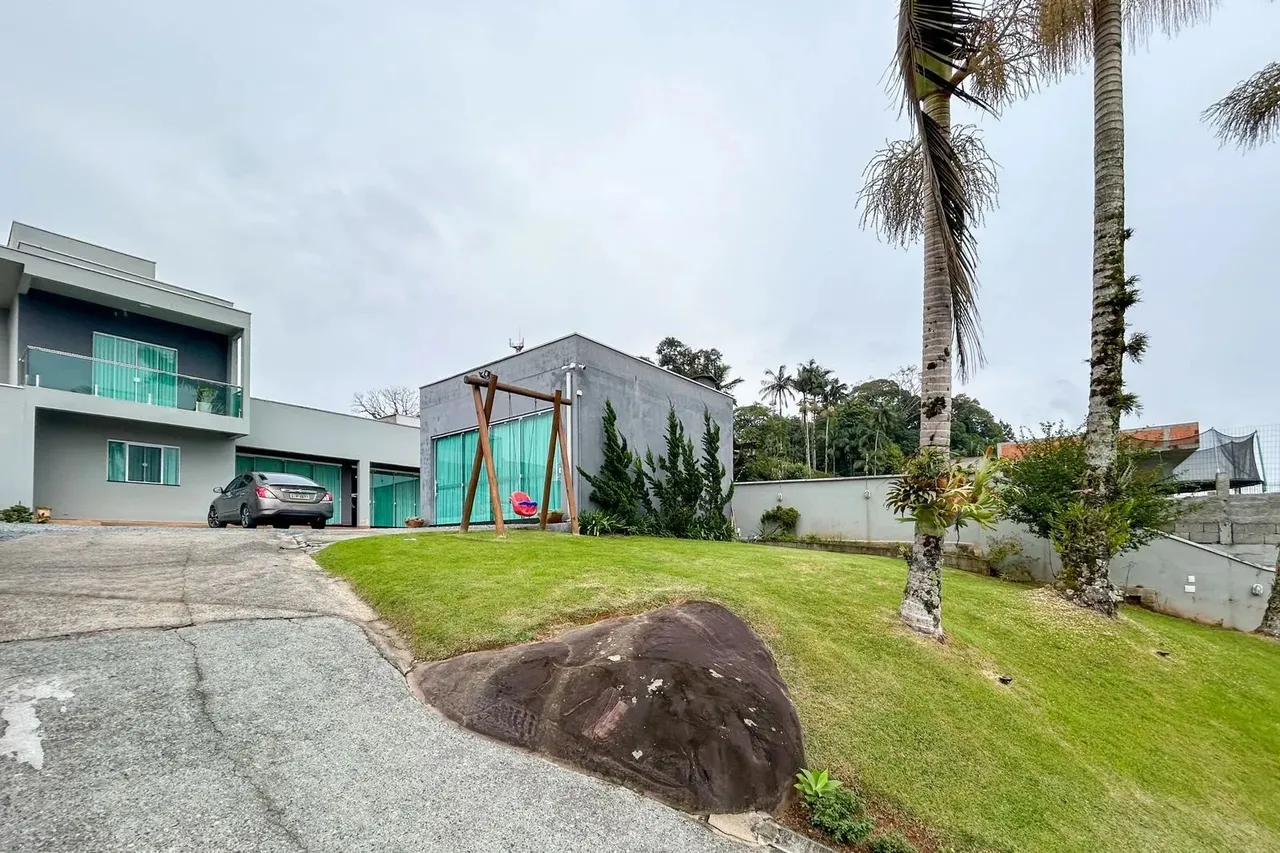Casa com 3 dormitórios à venda, 174 m² por R$ 1.100.000,00 - Ponta Aguda - Blumenau/SC