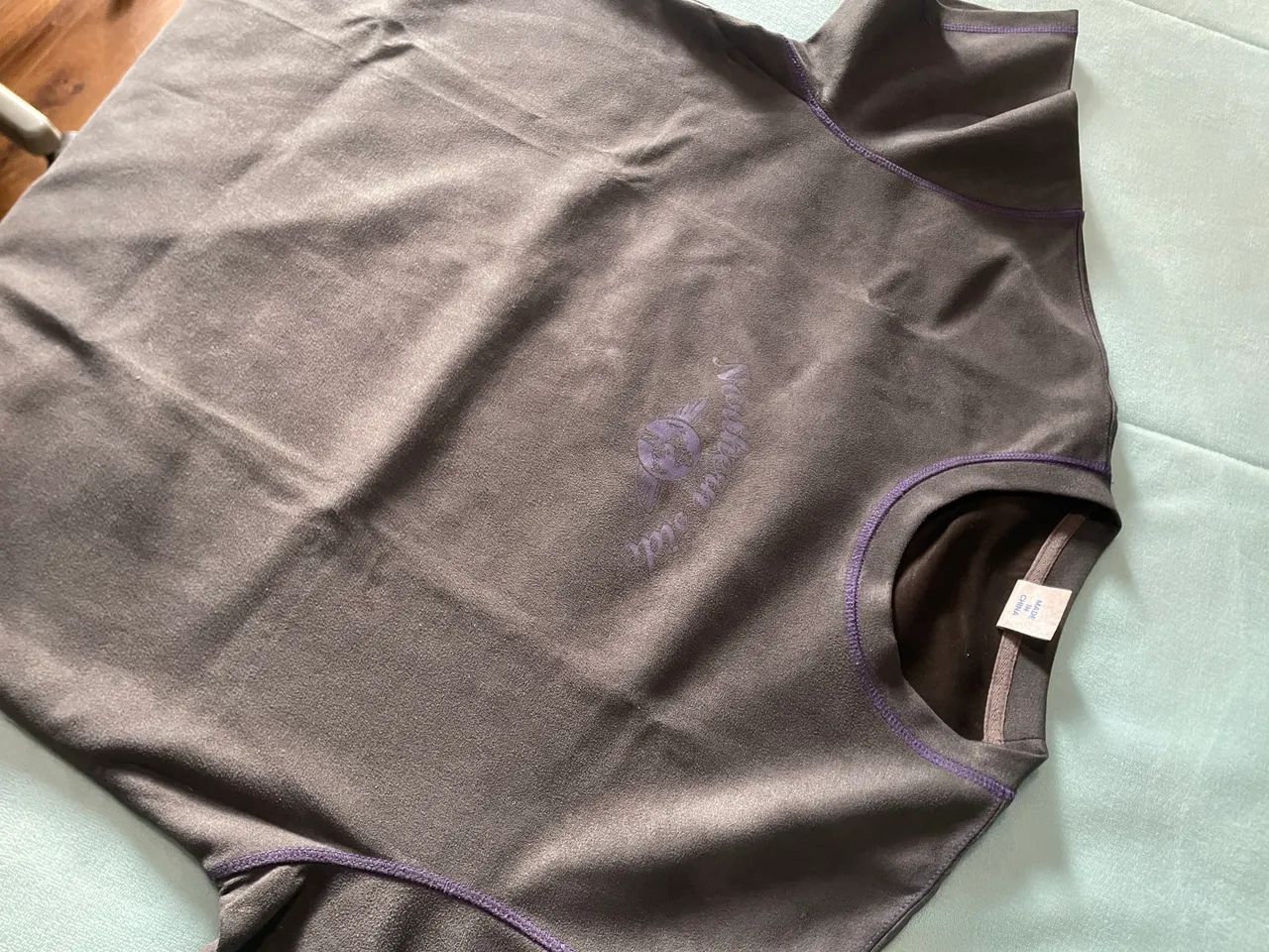 Camiseta Camurça Cinza Roxa - Foto 2