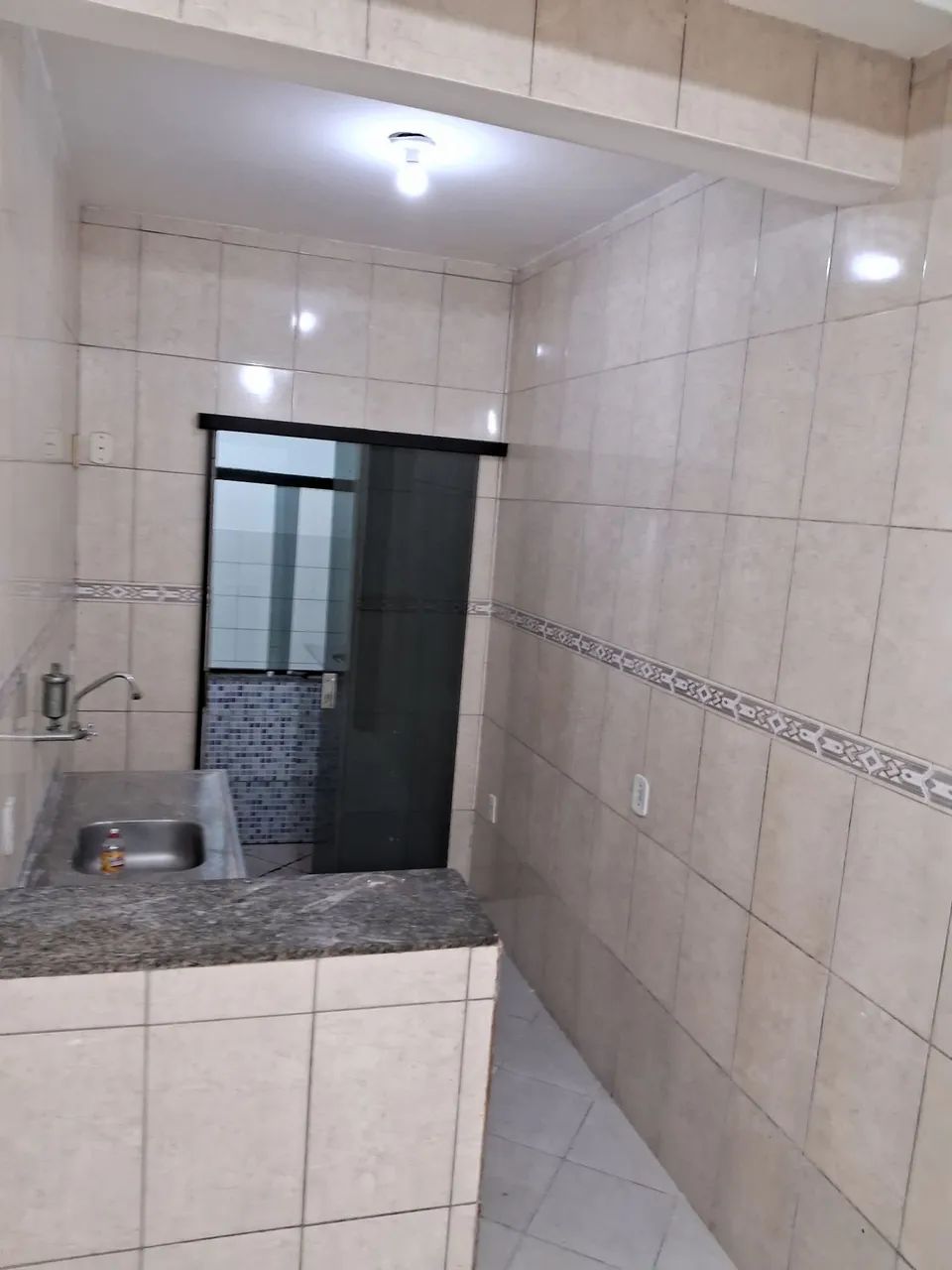 ALUGA-SE ESTE ESPAÇO COMERCIAL - Foto 5