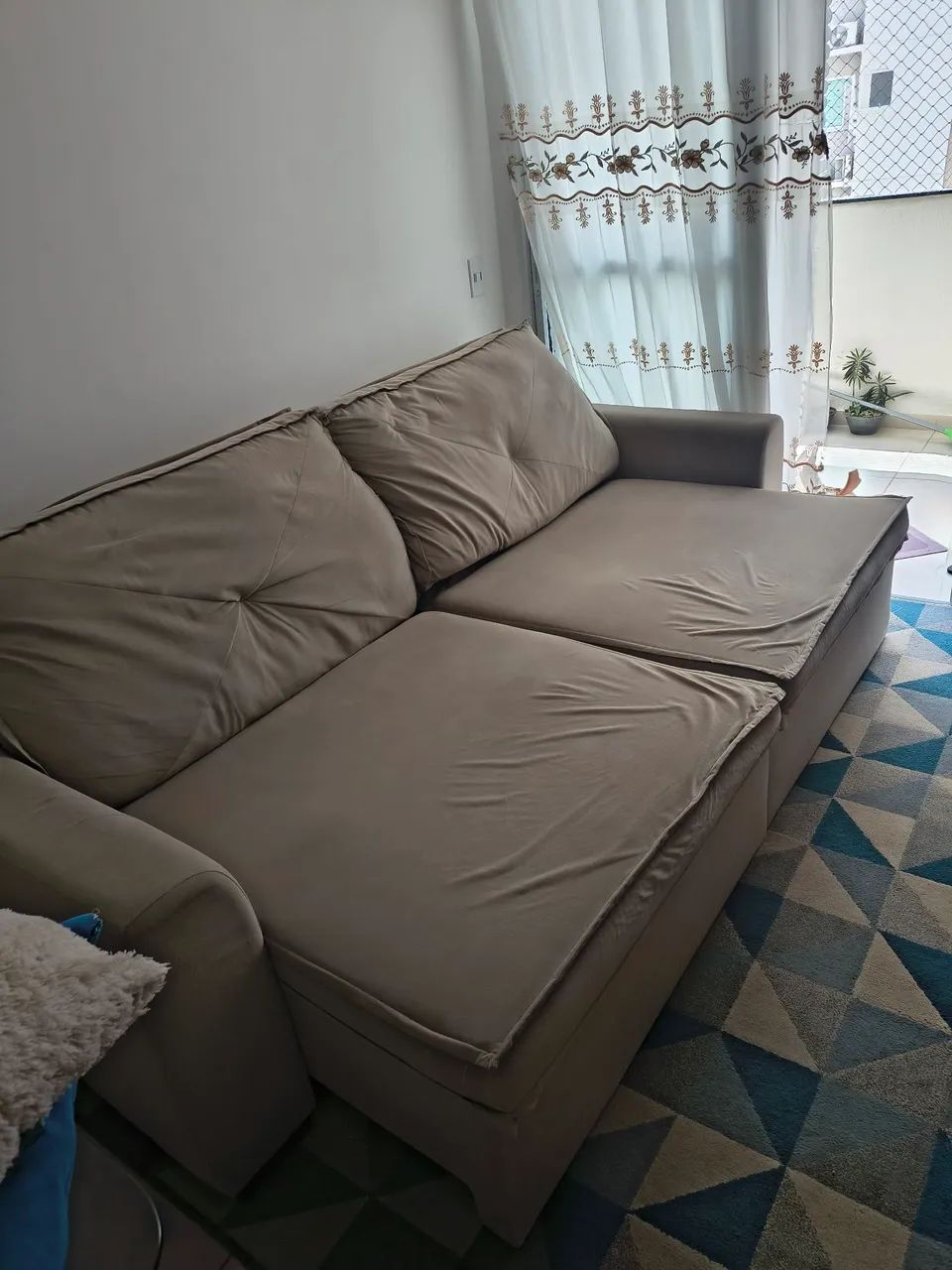 Vendo sofá do Rei dos Colchões 