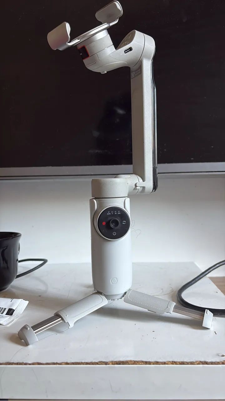 gimbal Insta360 Flow