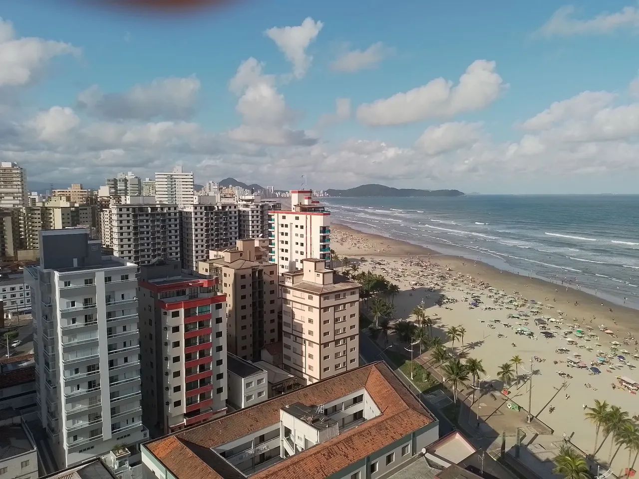 Apto 2 dorm diária 200 reais