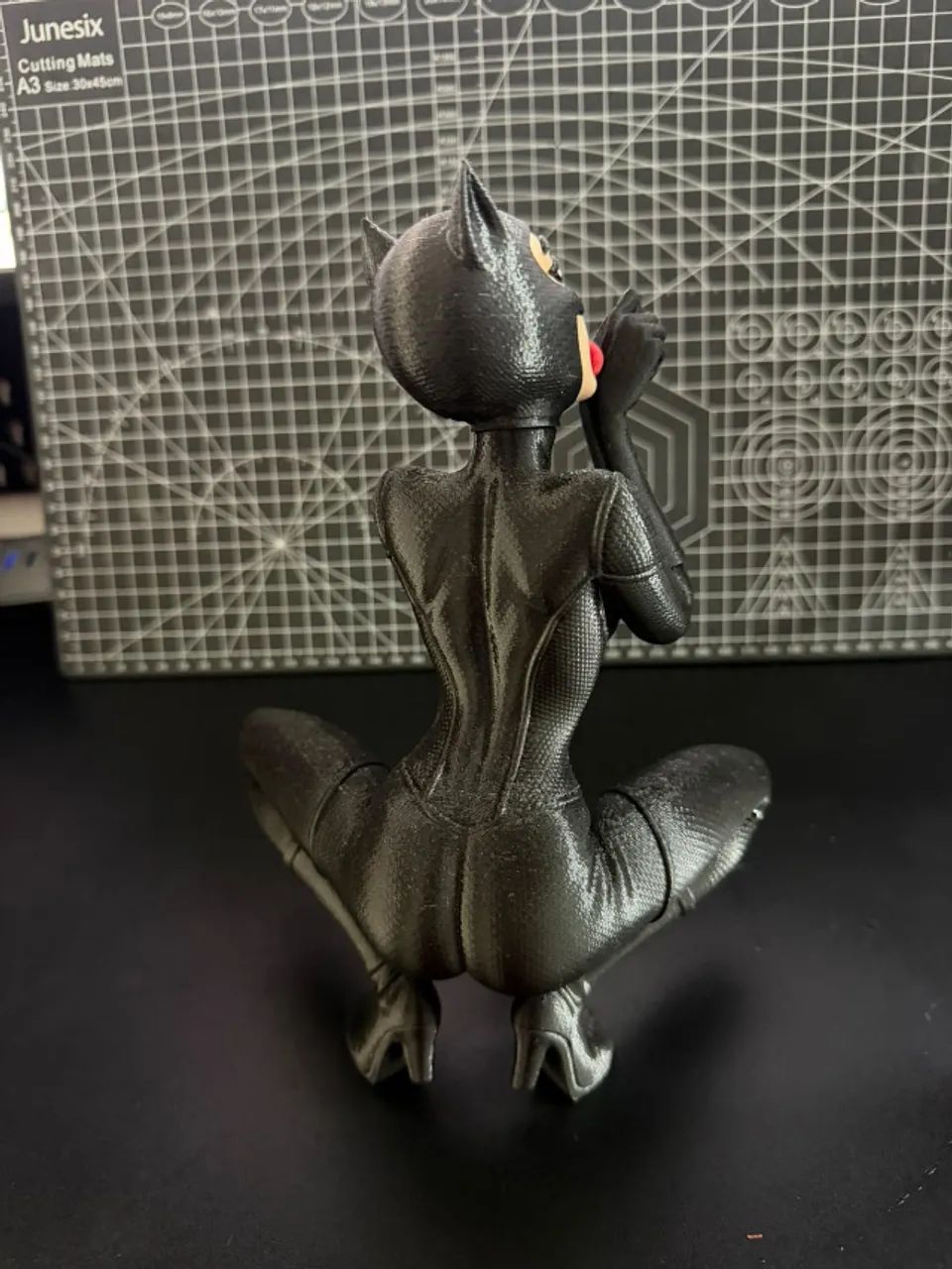 Boneca mulher gato feito na impressora 3d - Foto 2