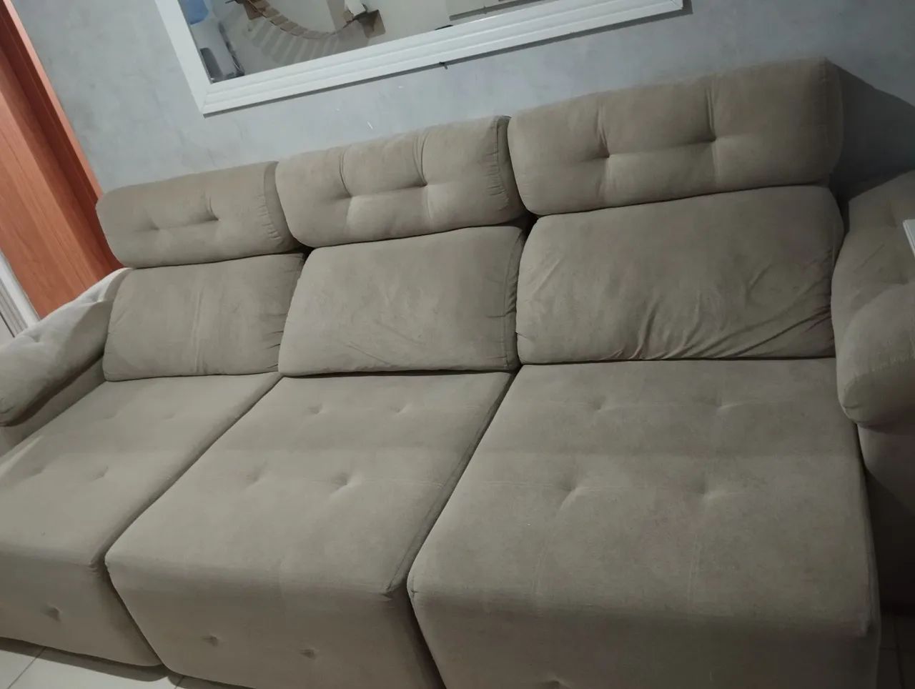 Sofá semi novo pra vender rápido, no preço 1.100 zap * - Foto 4