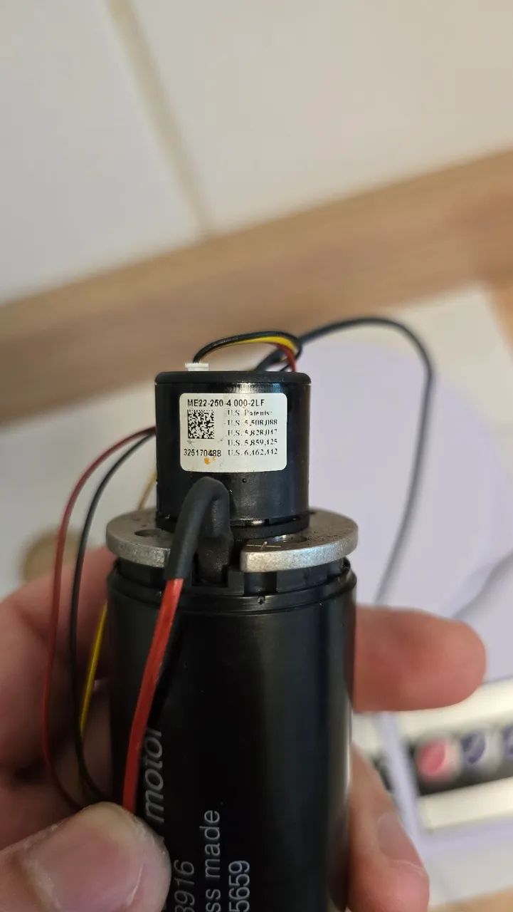 Motor DC com Caixa de Redução e encoder - 24V - Foto 4