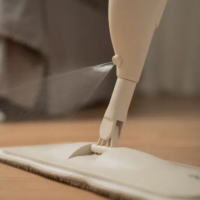 Mop de Limpeza com Spray Integrado - Foto 3