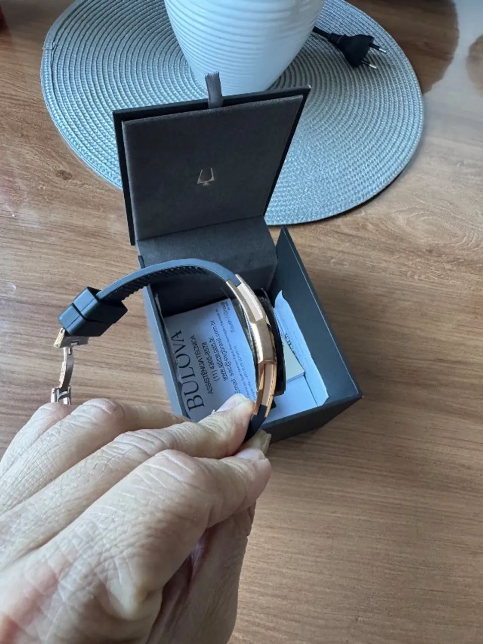 Relógio bulova curv - Foto 2