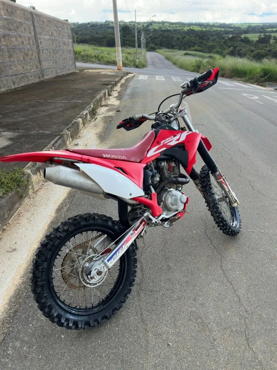 CRF 230 POUCO USO - Foto 4