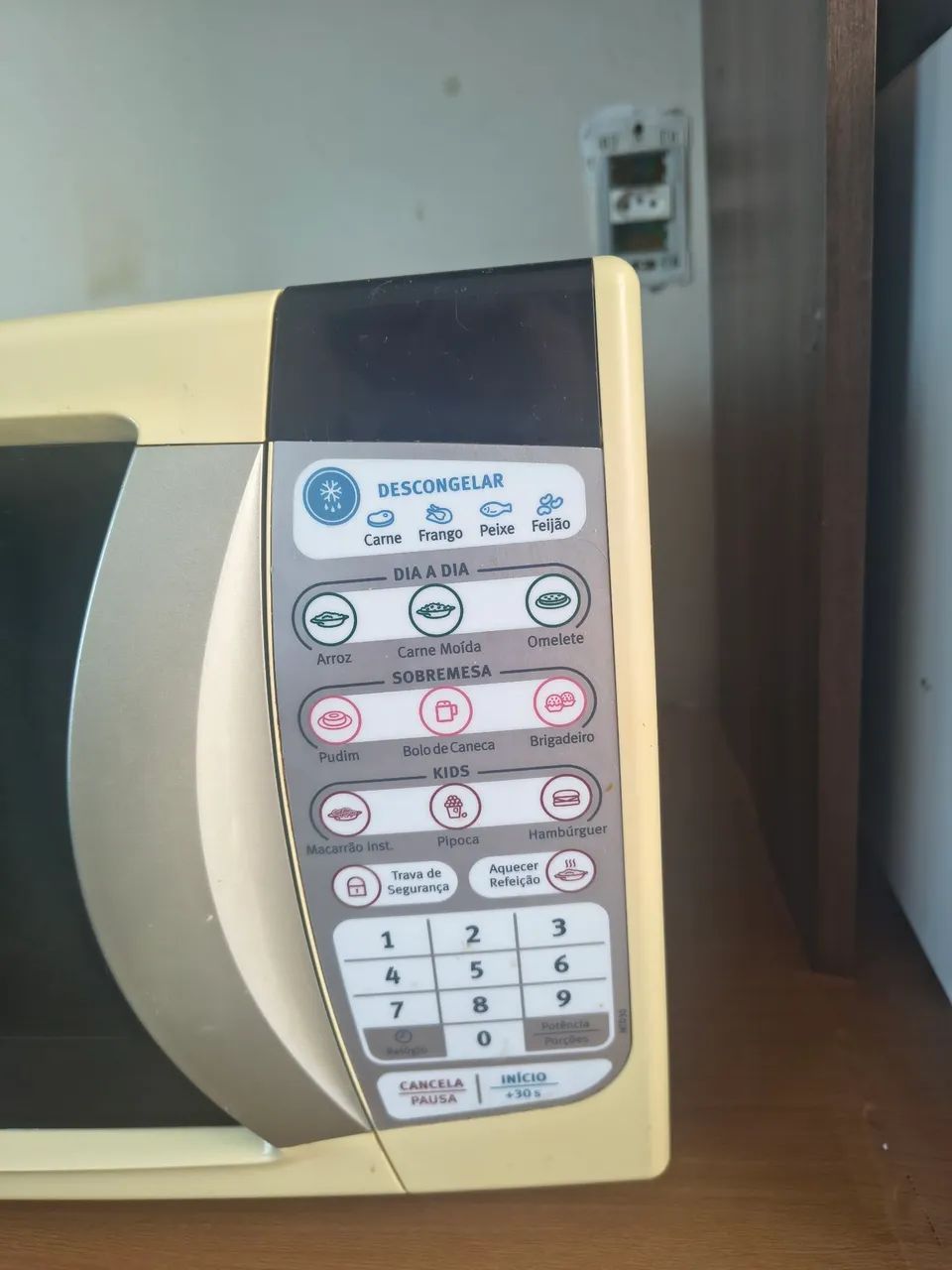 Vendo microondas Electrolux  - Foto 3