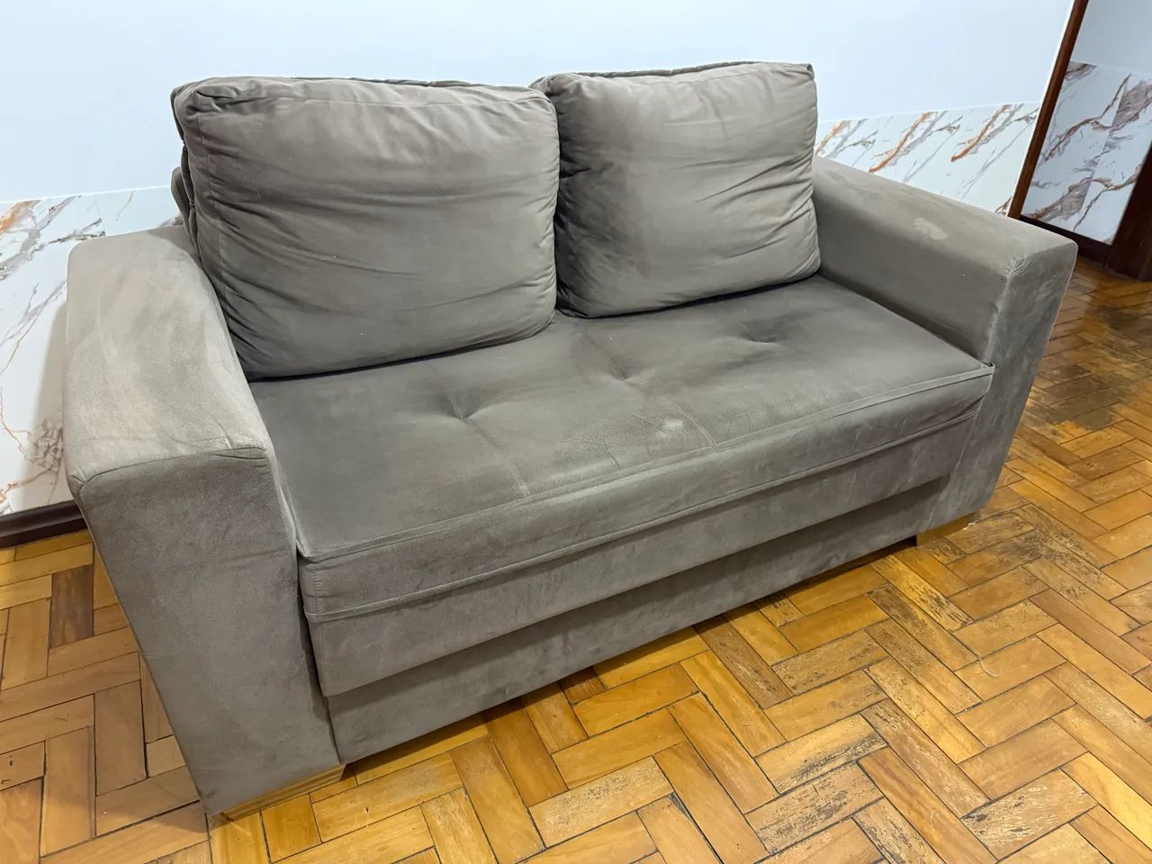 Sofá 2 lugares em suede - Foto 2