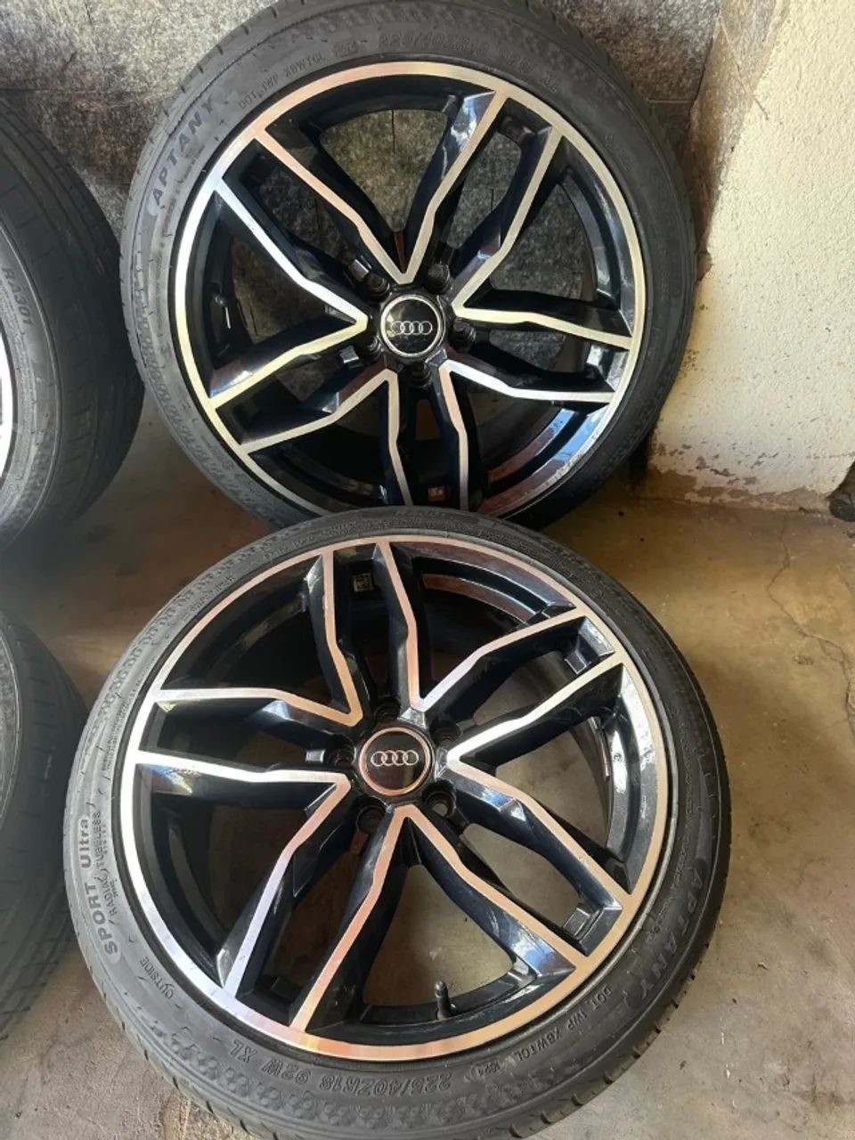 Rodas Aro 18 - Audi - RS6 Avant - Foto 12