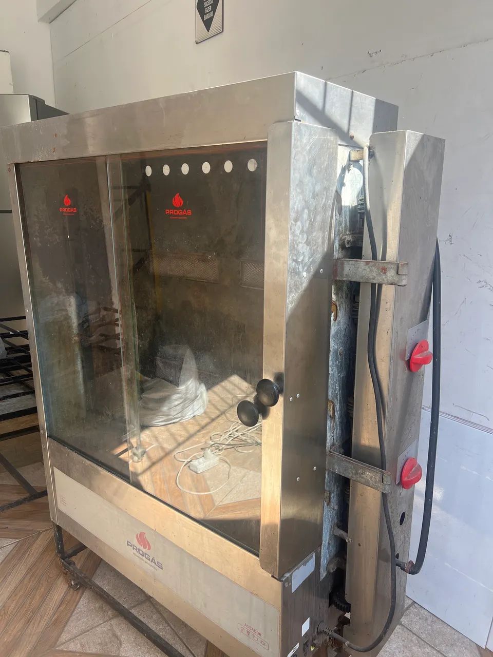 Máquina de frango progás - Foto 2
