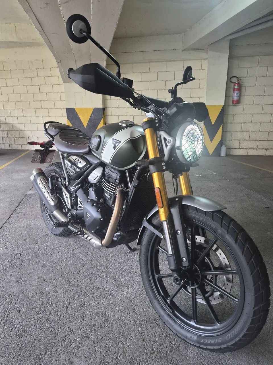 TRIUMPH SCRAMBLER 400X IMPECÁVEL