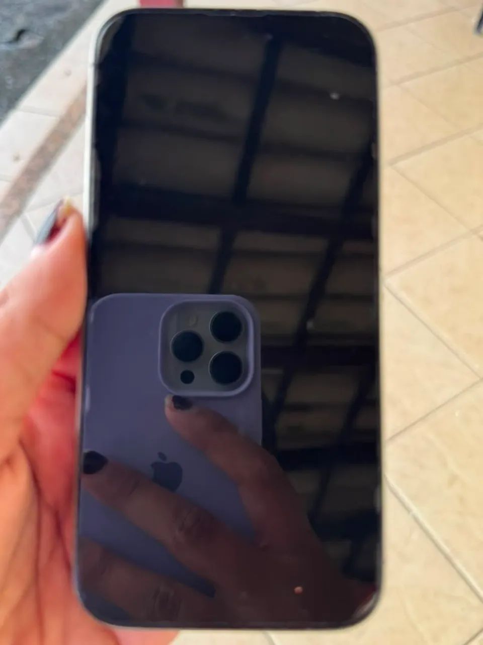 iPhone 15 pro, com caixa e cabo originais  - Foto 2