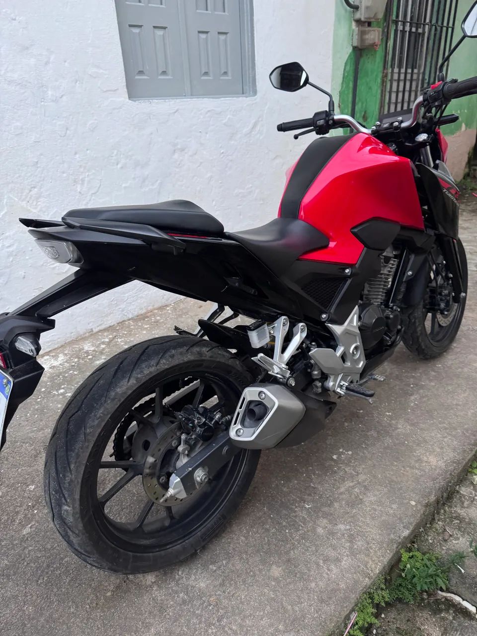 CB 300F Twister CBS