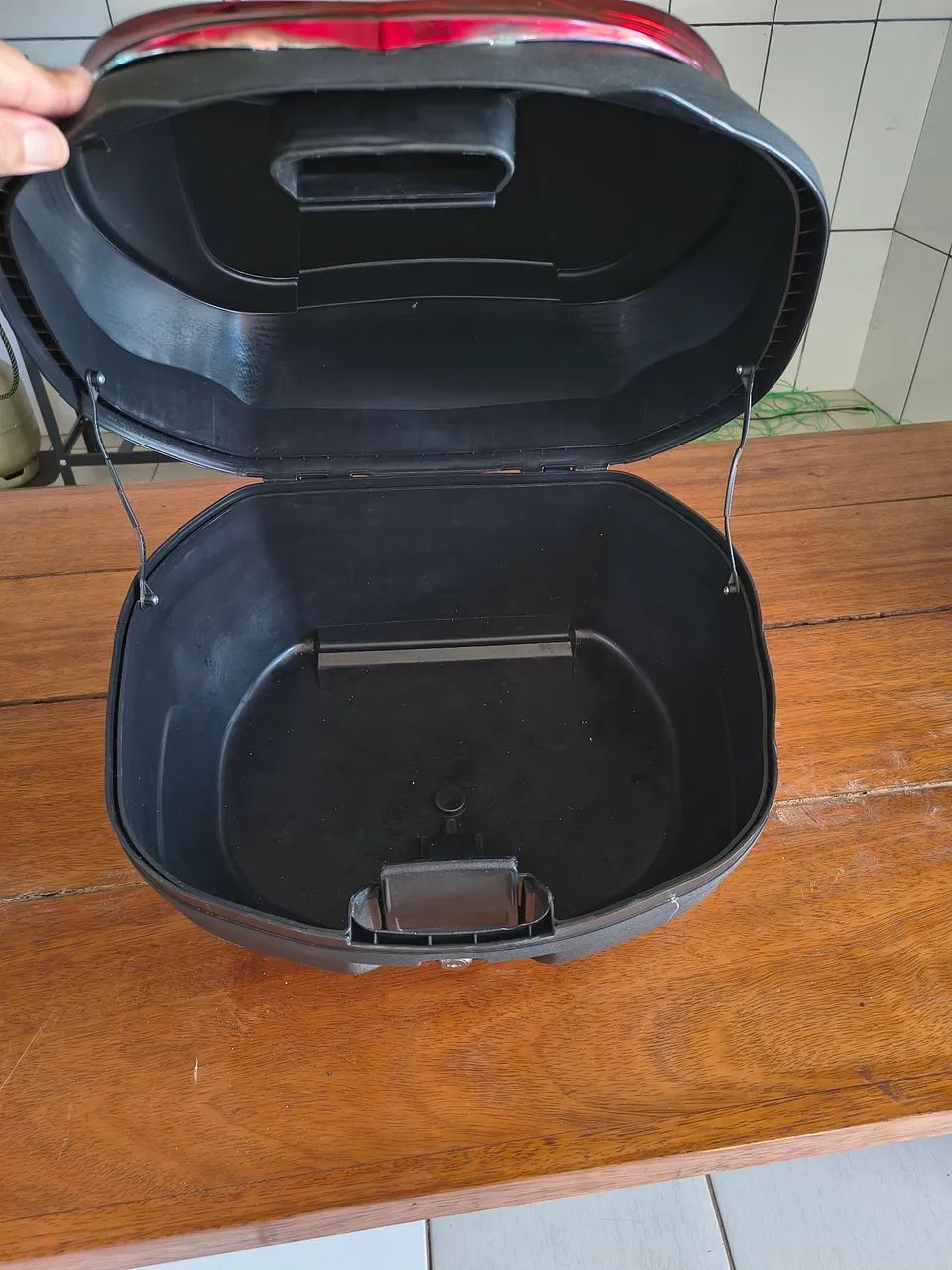 Vendo Baú para moto  - Foto 4