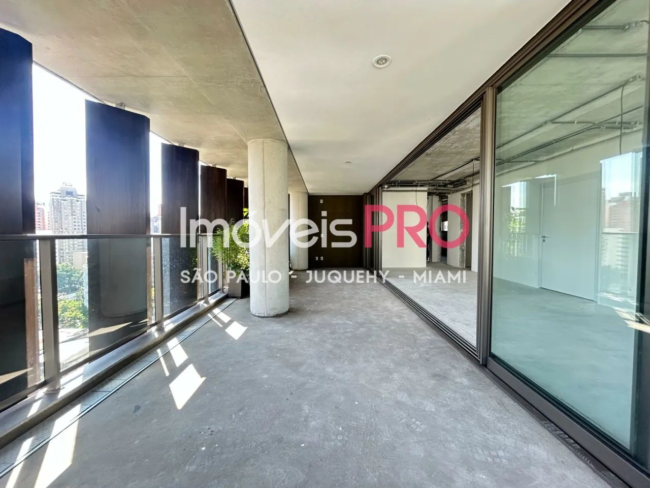 209 m² com natureza e sofisticação no Itaim Bibi | 3 suítes, 3 vagas e depósito