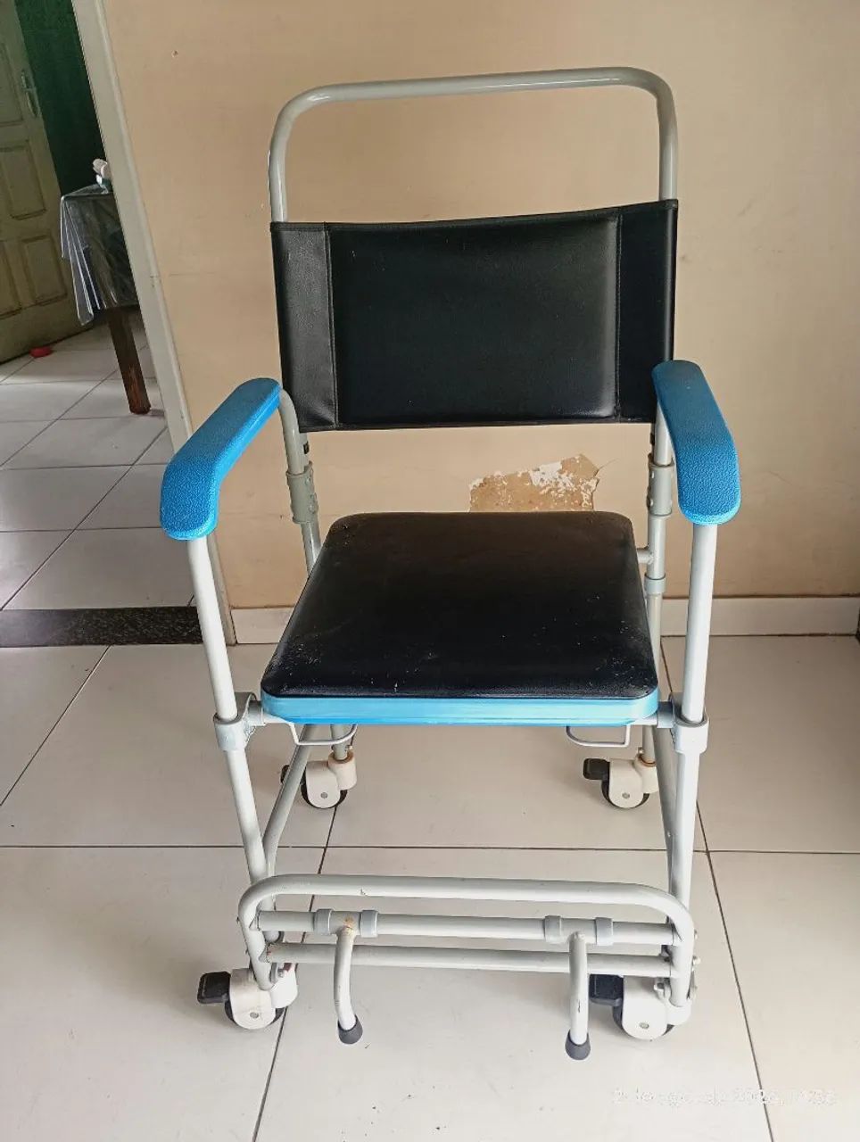 Cadeira de banho para idosos
