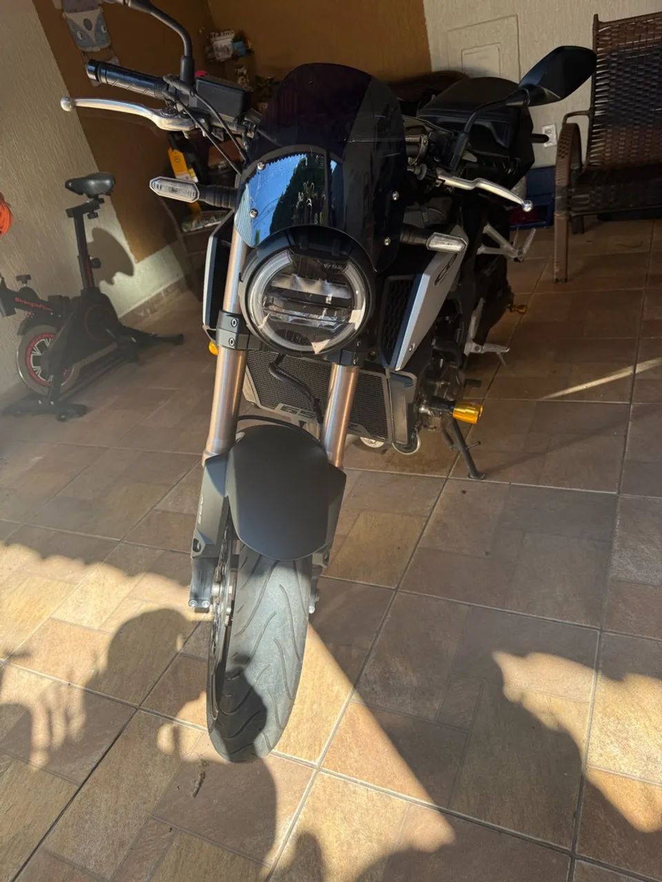 CB650R estado de zero KM - Foto 3