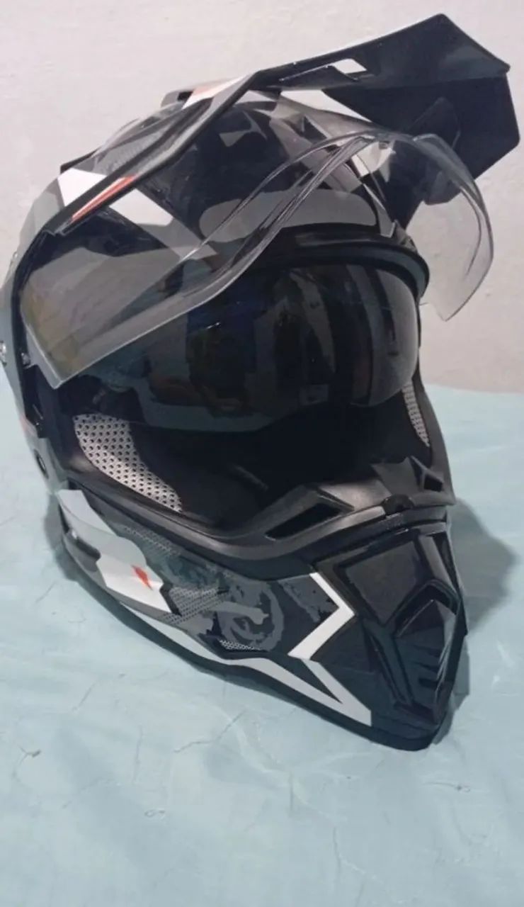 Capacete Novo  - Foto 4