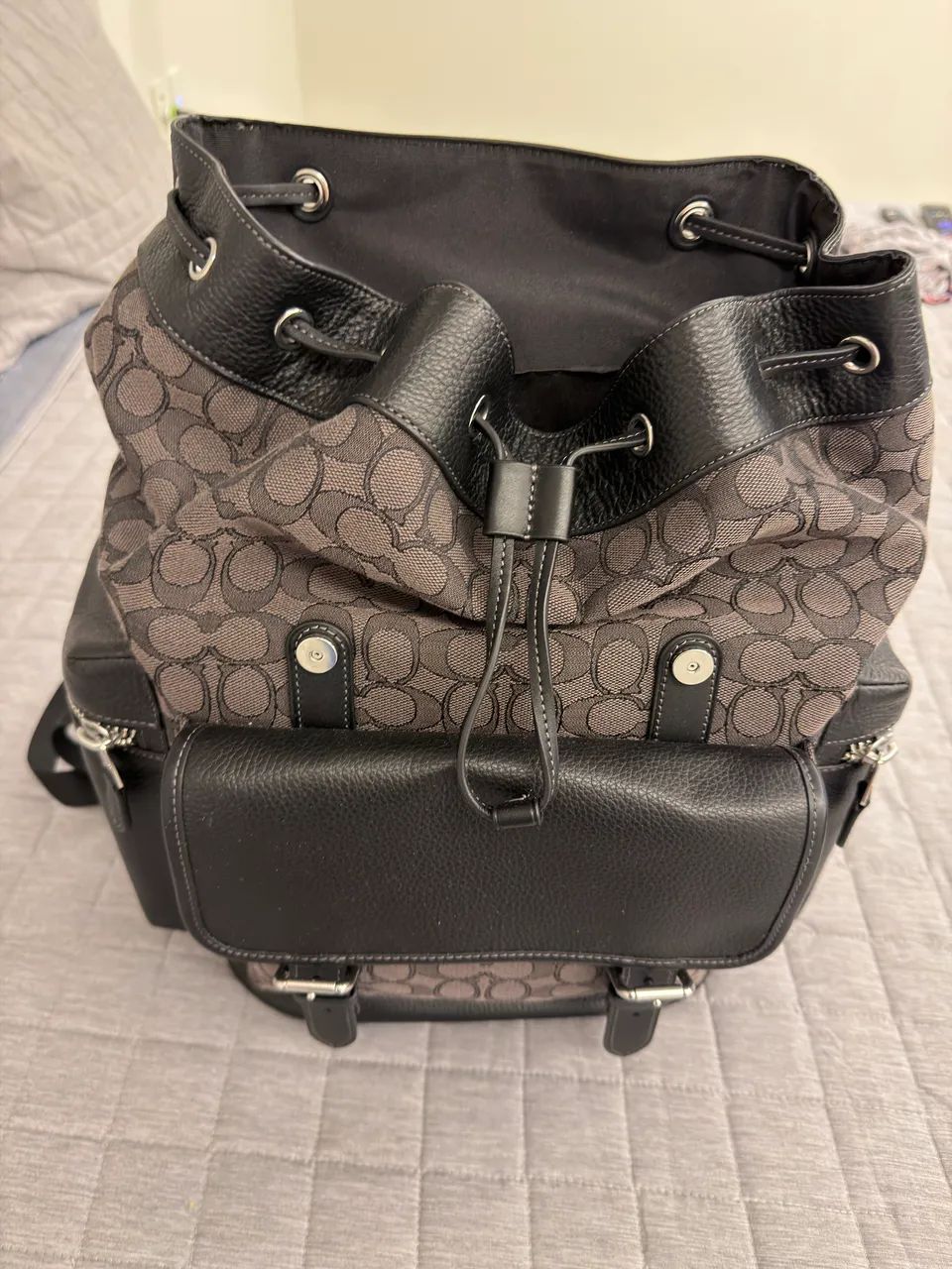 Vendo mochila Coach  - Foto 2