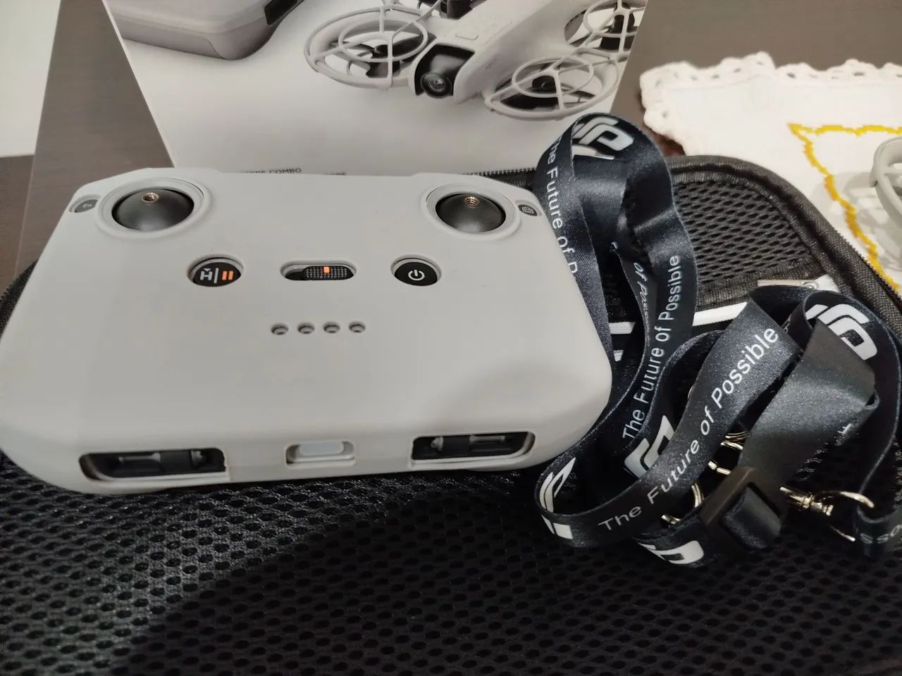 Dji neo completo com case strap e case protecao no controle - Foto 3