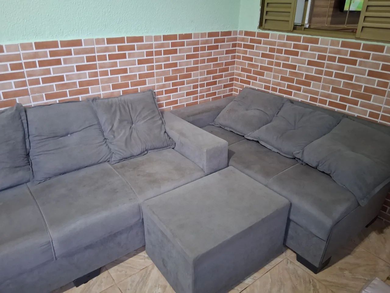 Sofá semi novo 
