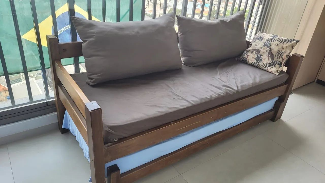 SOFÁ CAMA MADEIRA - Foto 2