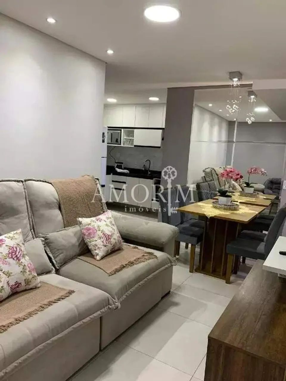 APARTAMENTO PARA LOCAÇÃO COM 2 QUARTOS E 1 VAGA EM CAJAMAR/SP