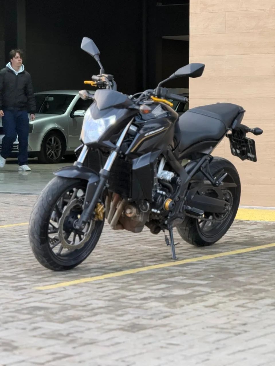 Honda CB 650F - Foto 3