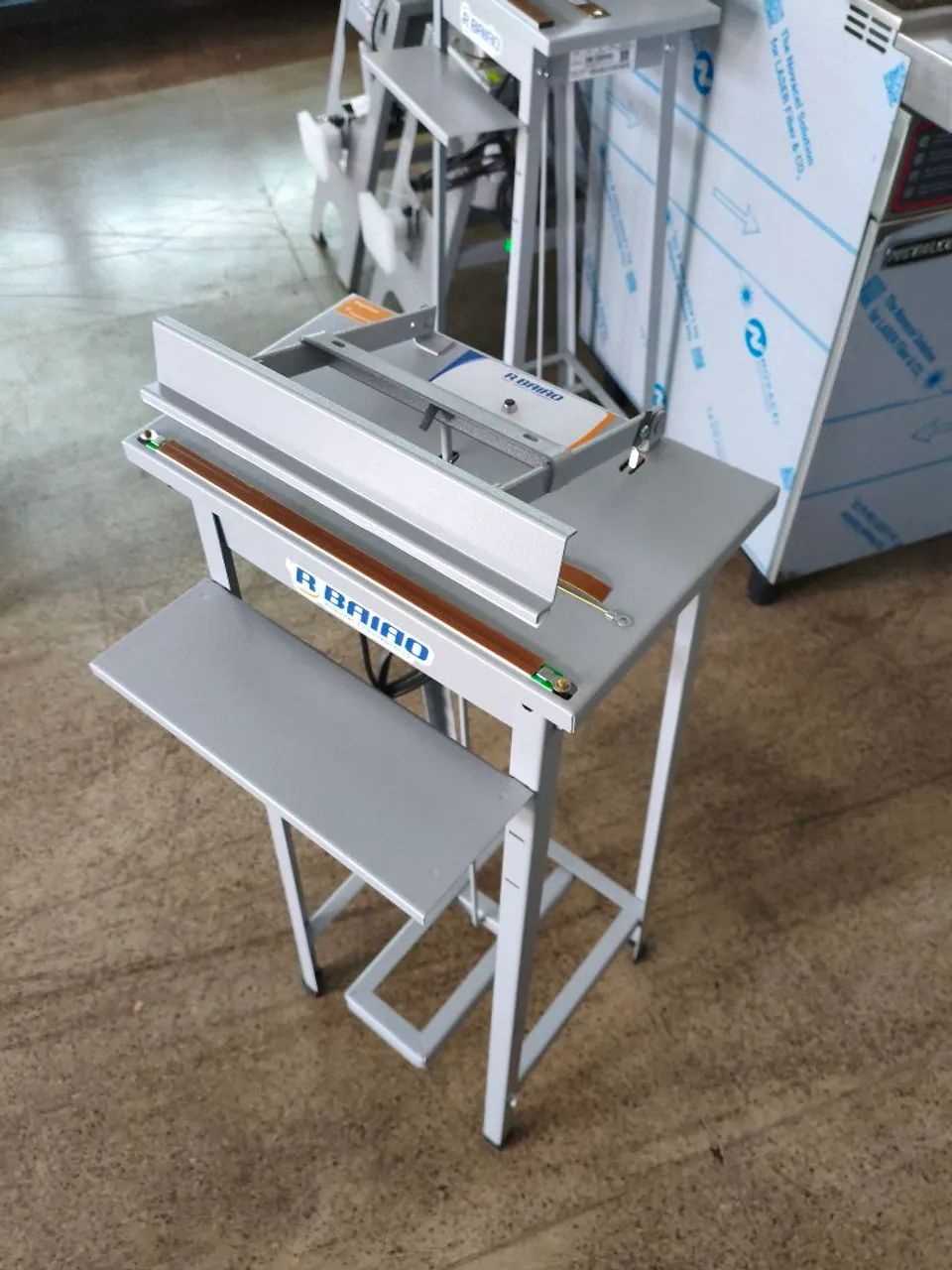 Seladora c/ Pedal 30cm - R Baião 