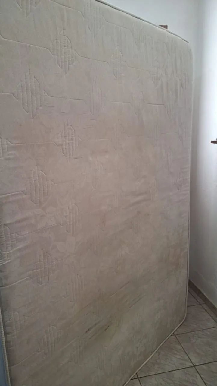 Vendo Cama Box Casal Conjugada