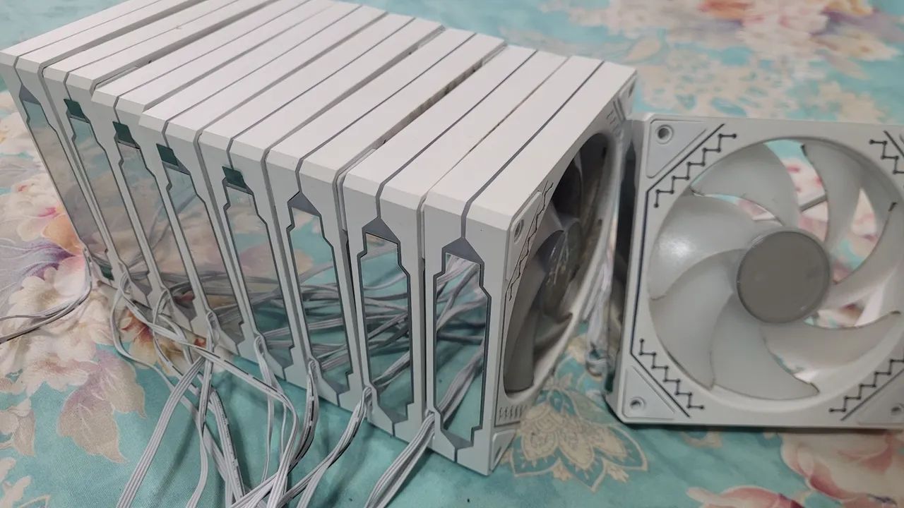 9 Ventoinhas Teucer Infinite Mirror ARGB Brancas - Foto 2