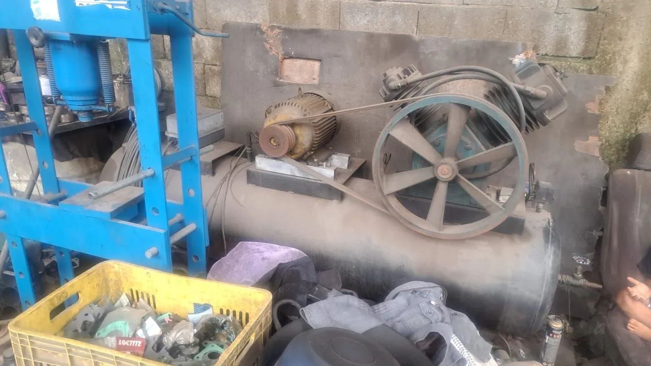 Compressor 
