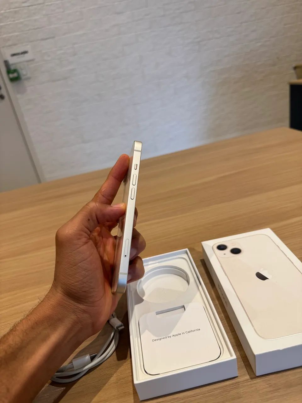 iPhone 13 128gb bateria 79% impecável  - Foto 3