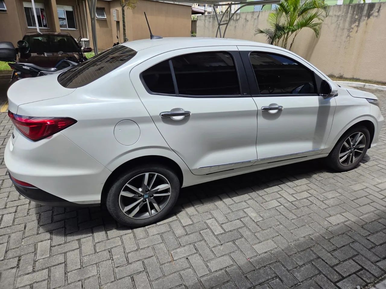 Fiat Cronos Precision 1.3 16V Flex Aut. 2025 - Foto 4