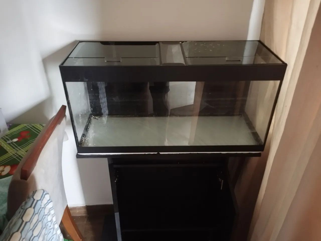 Aquário de 100 litros com móvel  - Foto 6