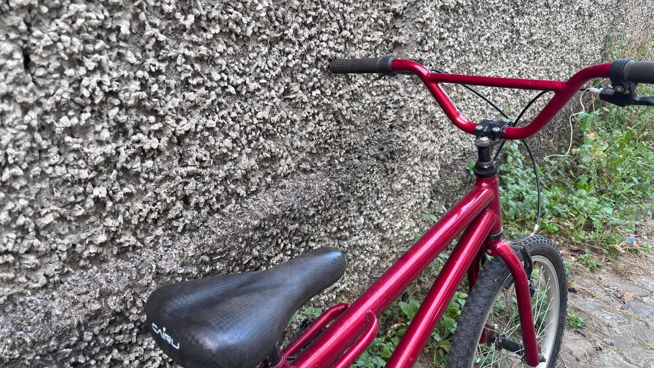 Vendo um bicicleta pouco usada - Foto 3